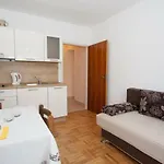 Meri *